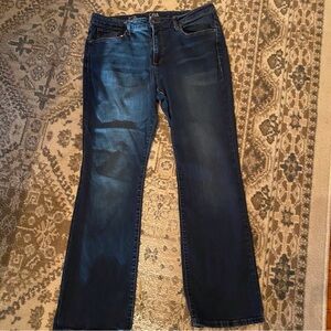 Ana Mid-rise Slim fit bootcut jeans